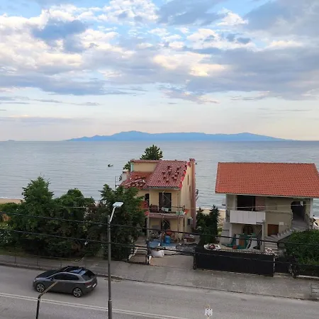Διαμέρισμα Amv Seaside PalaiónTsiflíkion